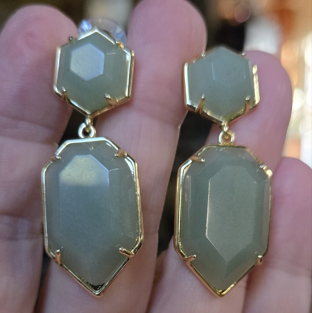 Nephrite Gemstone Gold Earrings - Picture 2 of 7